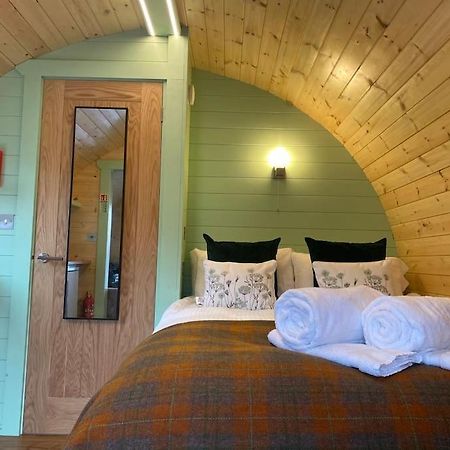 Seaview Lodges At Torlinnhe Fort William Exterior photo